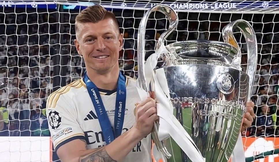 Toni Kroos,  Real Madrid anh 1
