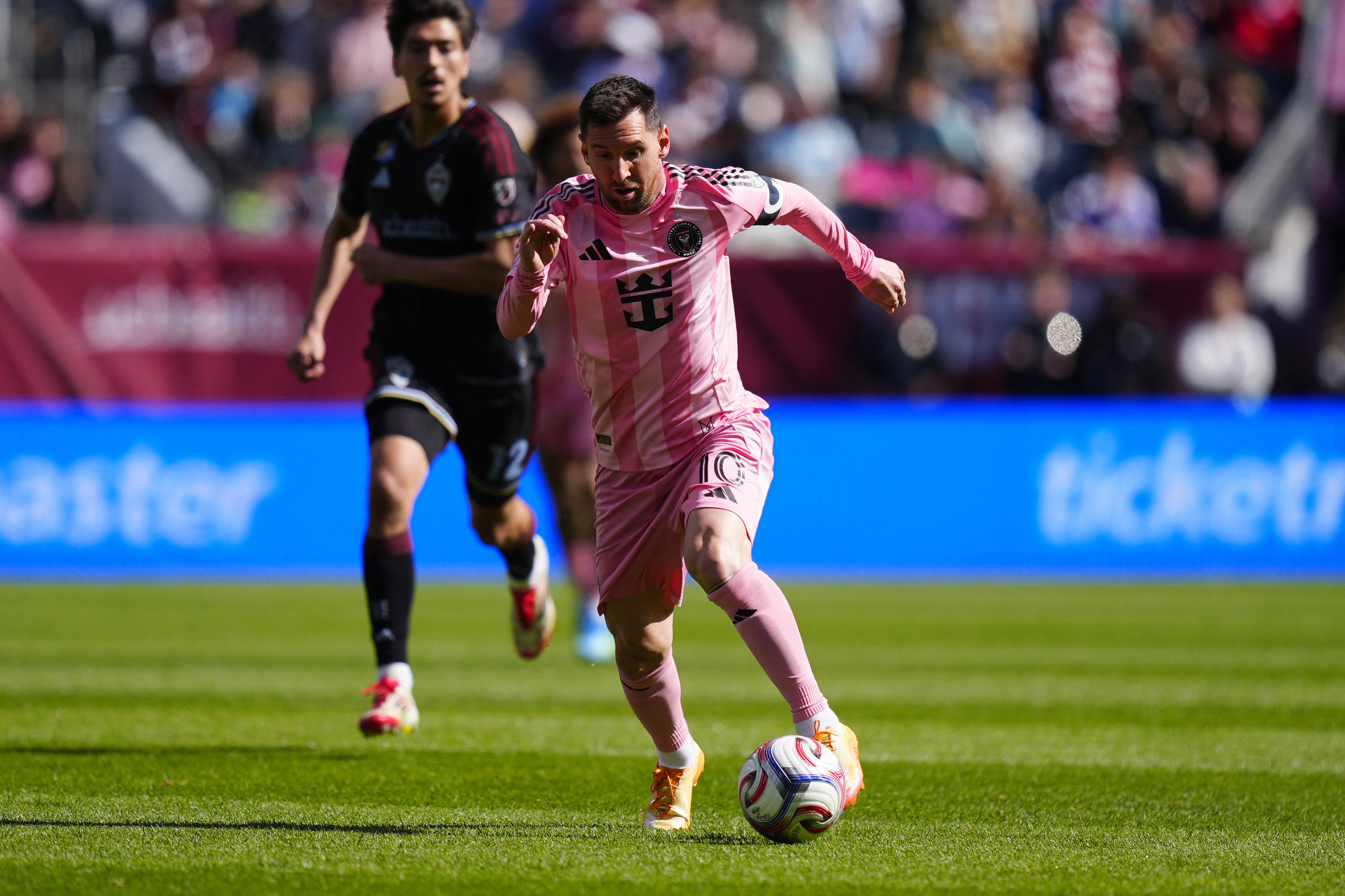 Messi lap sieu pham, gianh lai 3 diem cho Inter Miami hinh anh