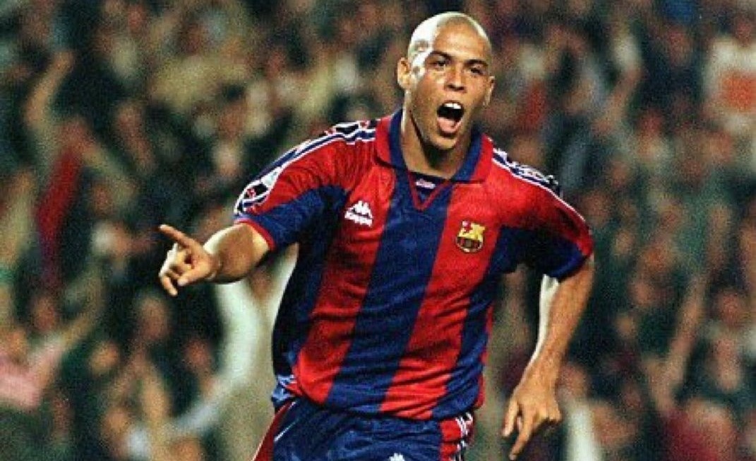 Nhung cau thu nao tung khoac ao ca Barcelona lan Real Madrid? hinh anh