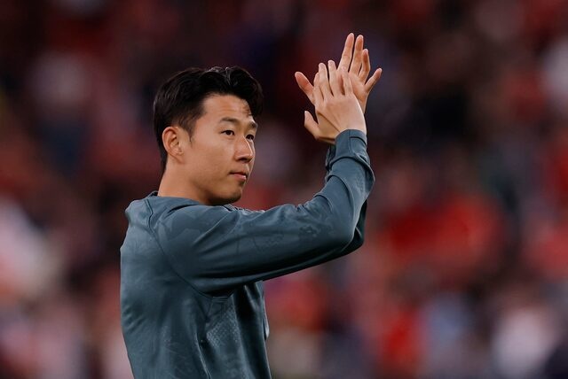 Premier League truoc vien canh khong cau thu Han Quoc hinh anh