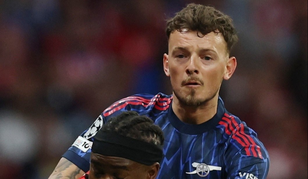 Xo xat xay ra sau tran ban ket luot di giua Atletico Madrid va Arsenal hinh anh