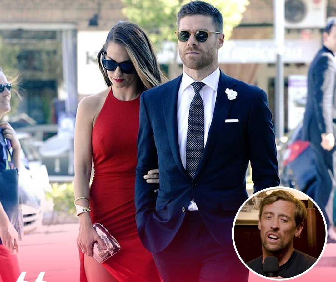 Cau chuyen 'cam nang' nham vo dong doi cua Peter Crouch hinh anh