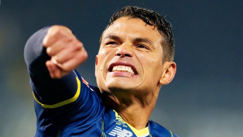 Ke chinh phuc vi dai mang ten Thiago Silva hinh anh
