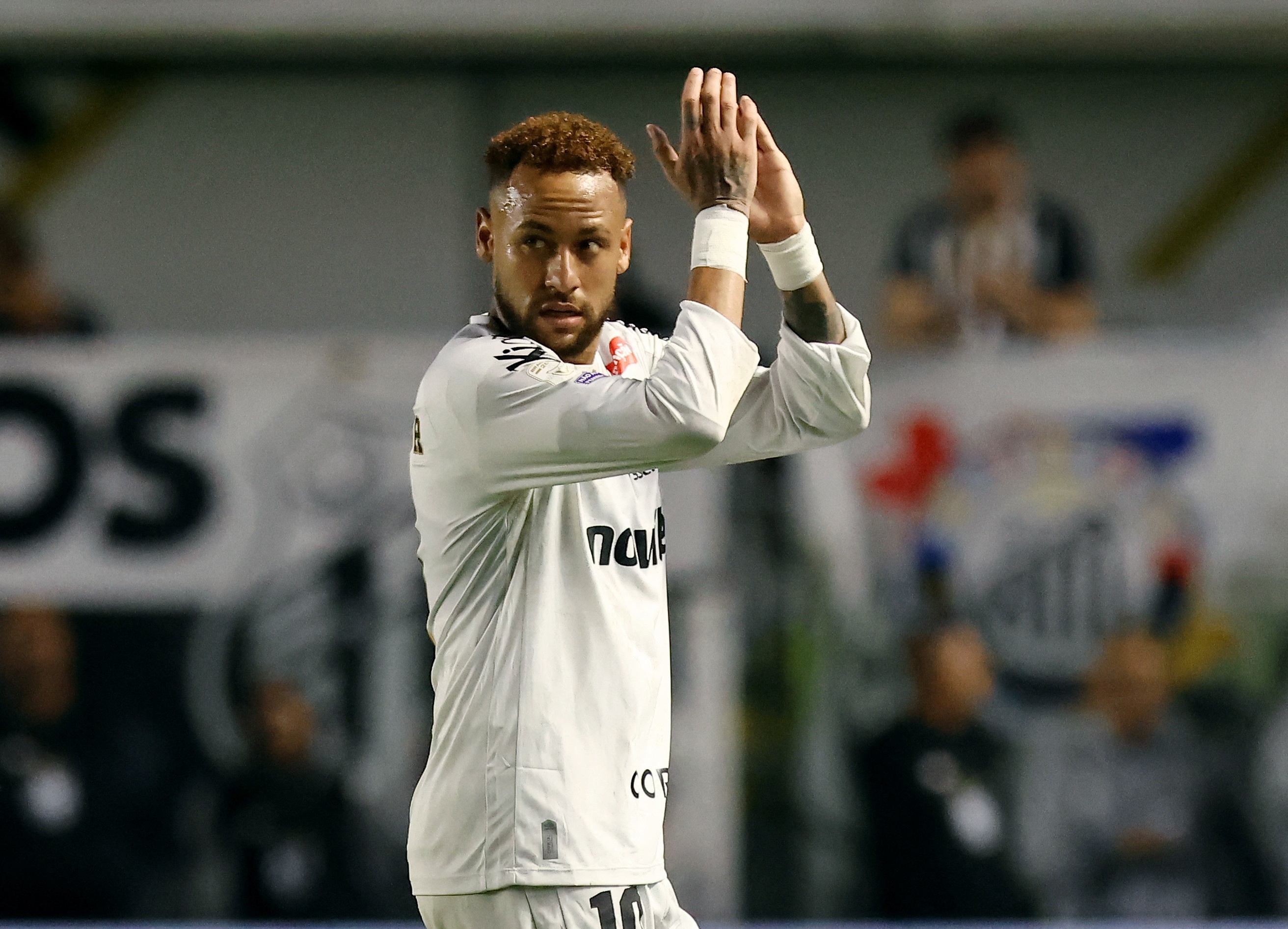 Neymar chay nuoc rut cho World Cup hinh anh