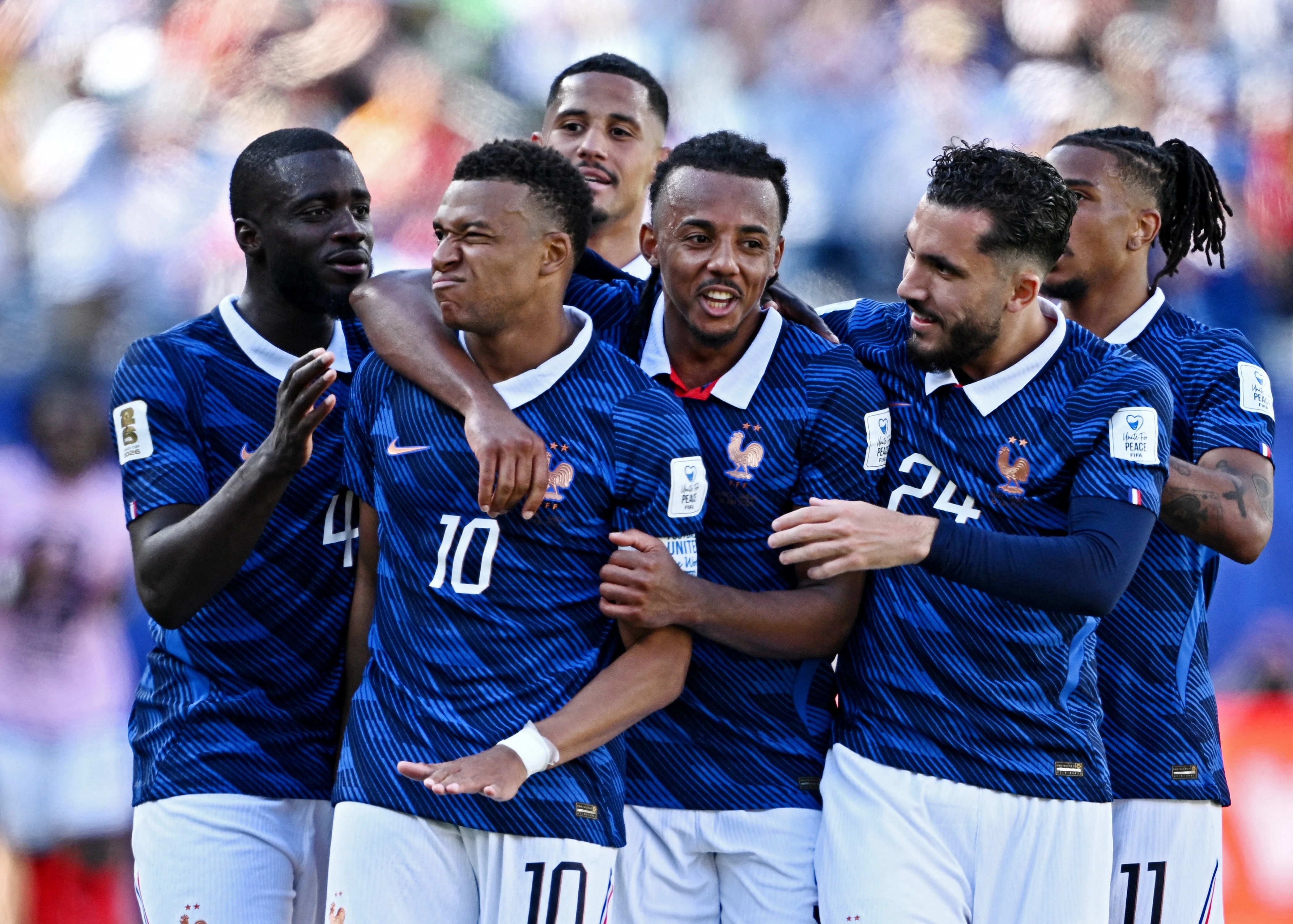 Di chuyen khon ngoan, Mbappe mo ty so cho tuyen Phap hinh anh