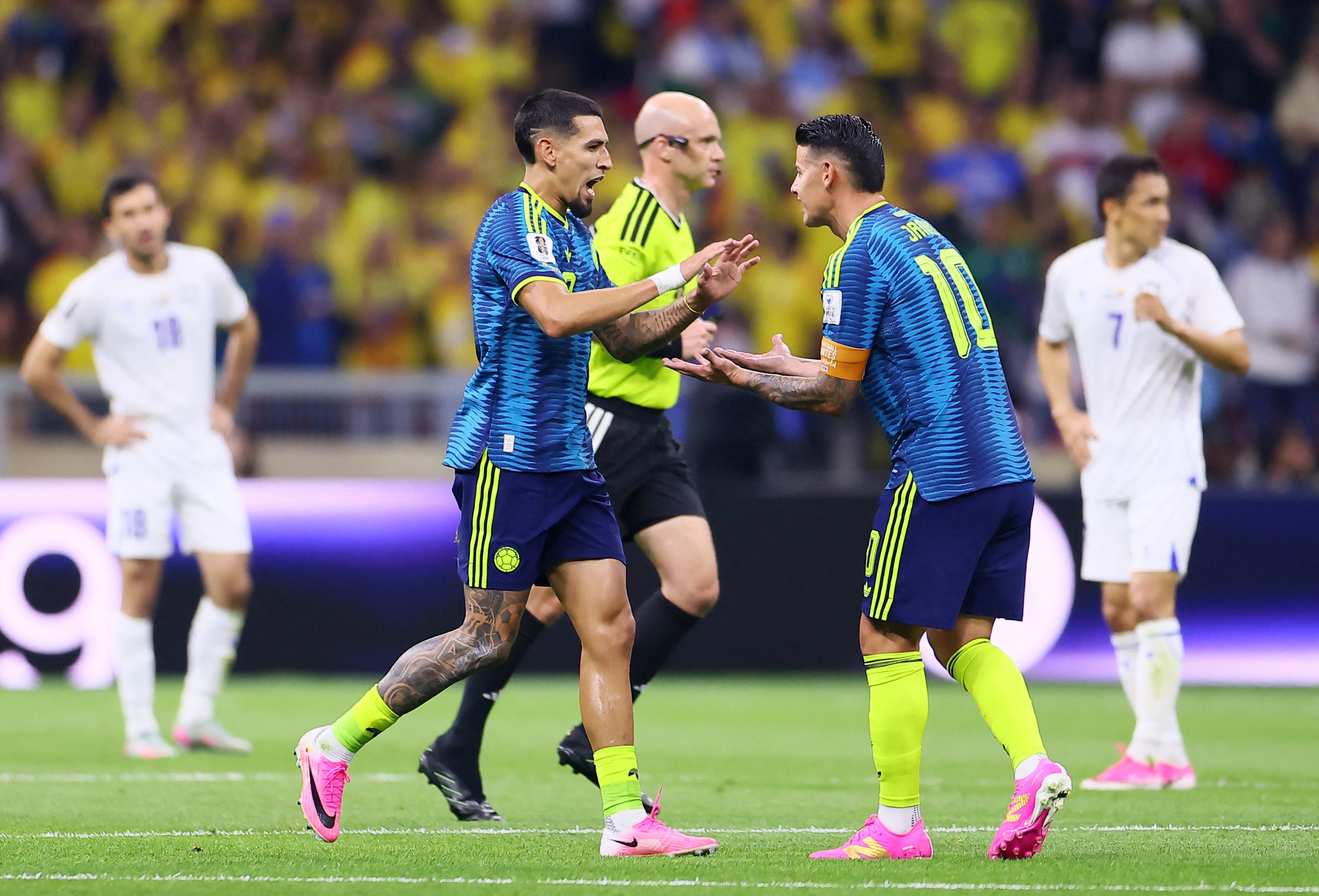 James Rodriguez khoc hinh anh