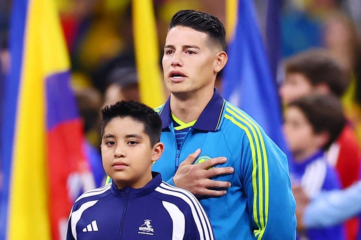 James Rodriguez khoc hinh anh