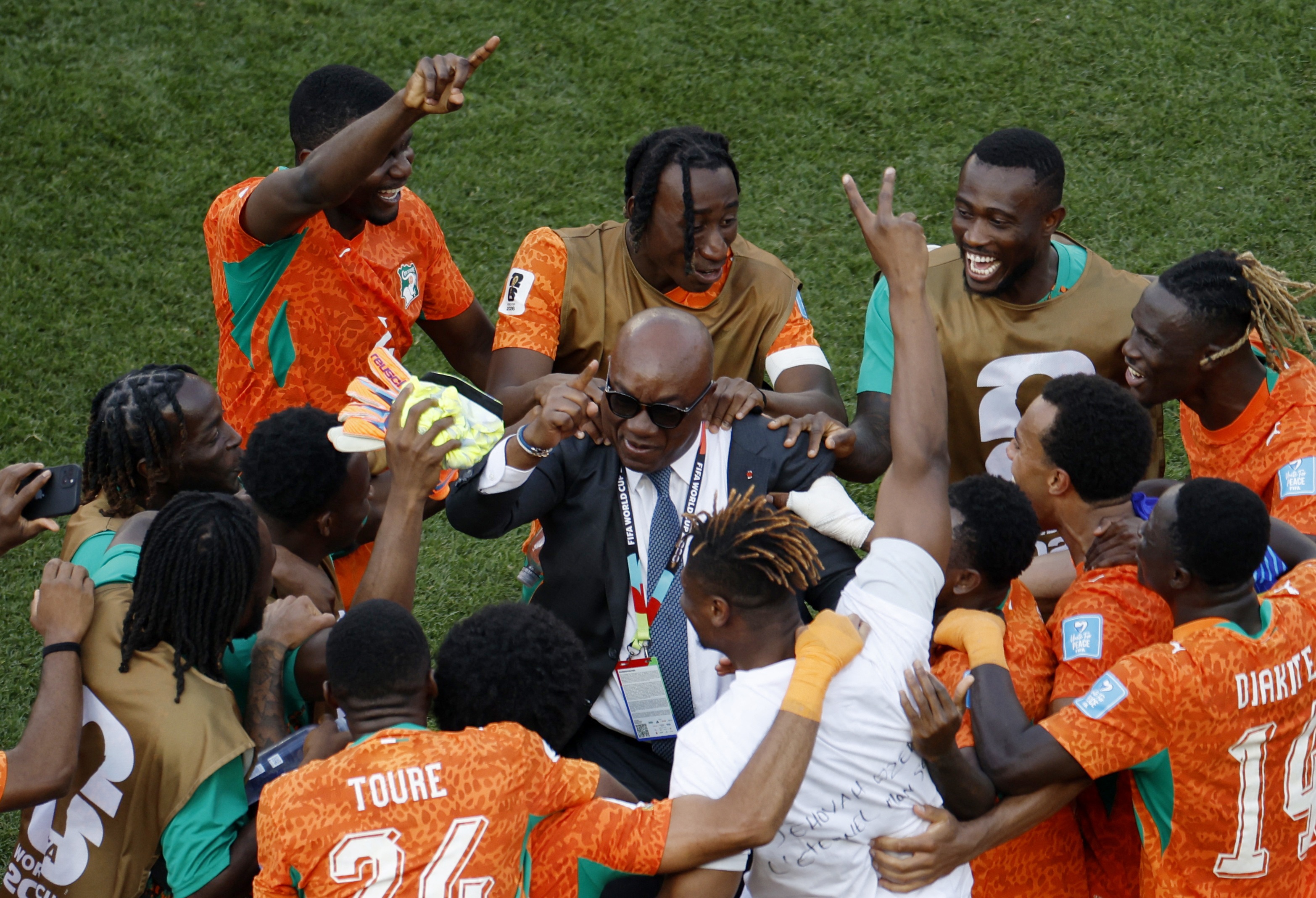 Highlights Curacao 0-2 Bo Bien Nga hinh anh