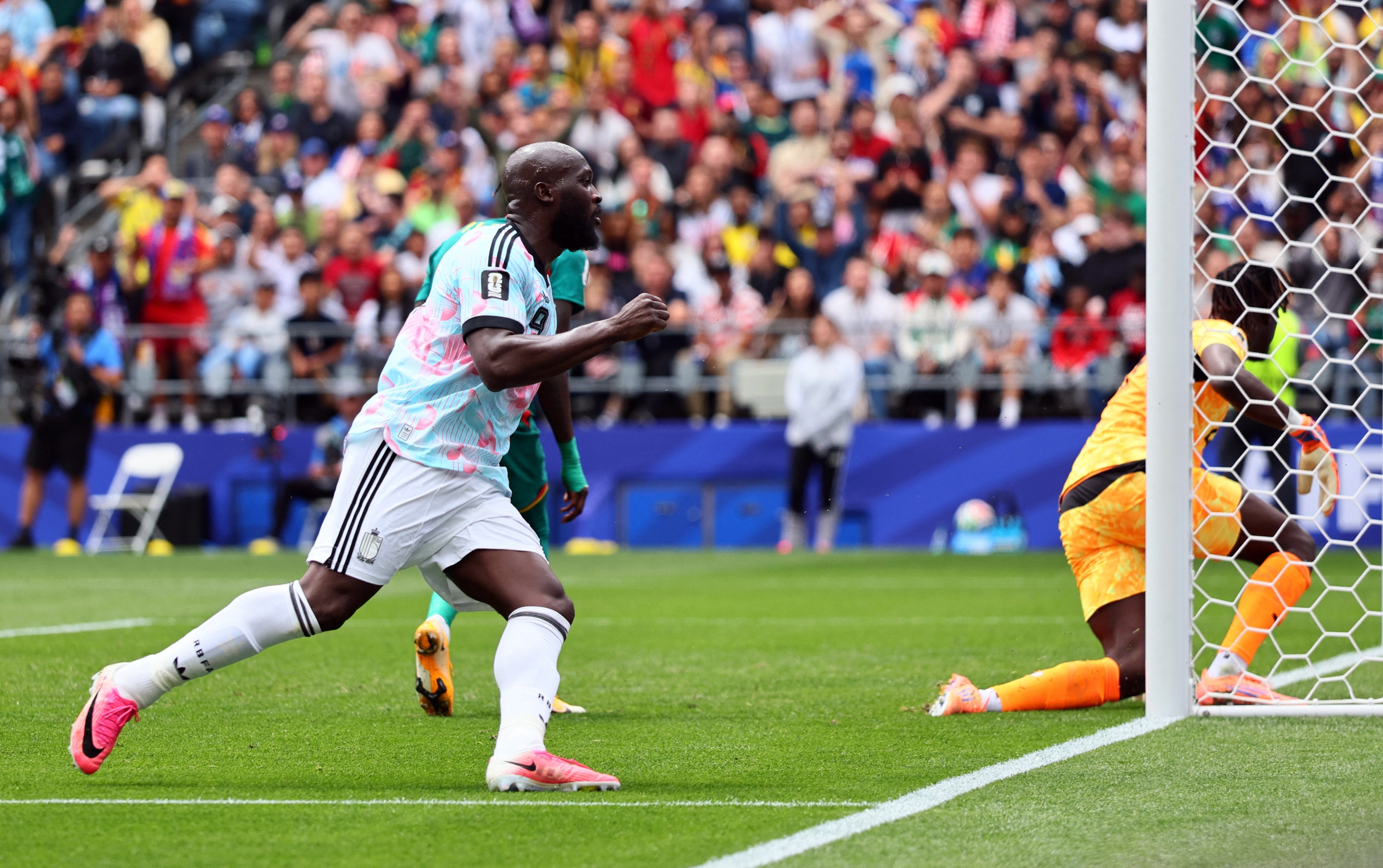 Bi rut ngan ty so xuong con 1-2 truoc Senegal hinh anh