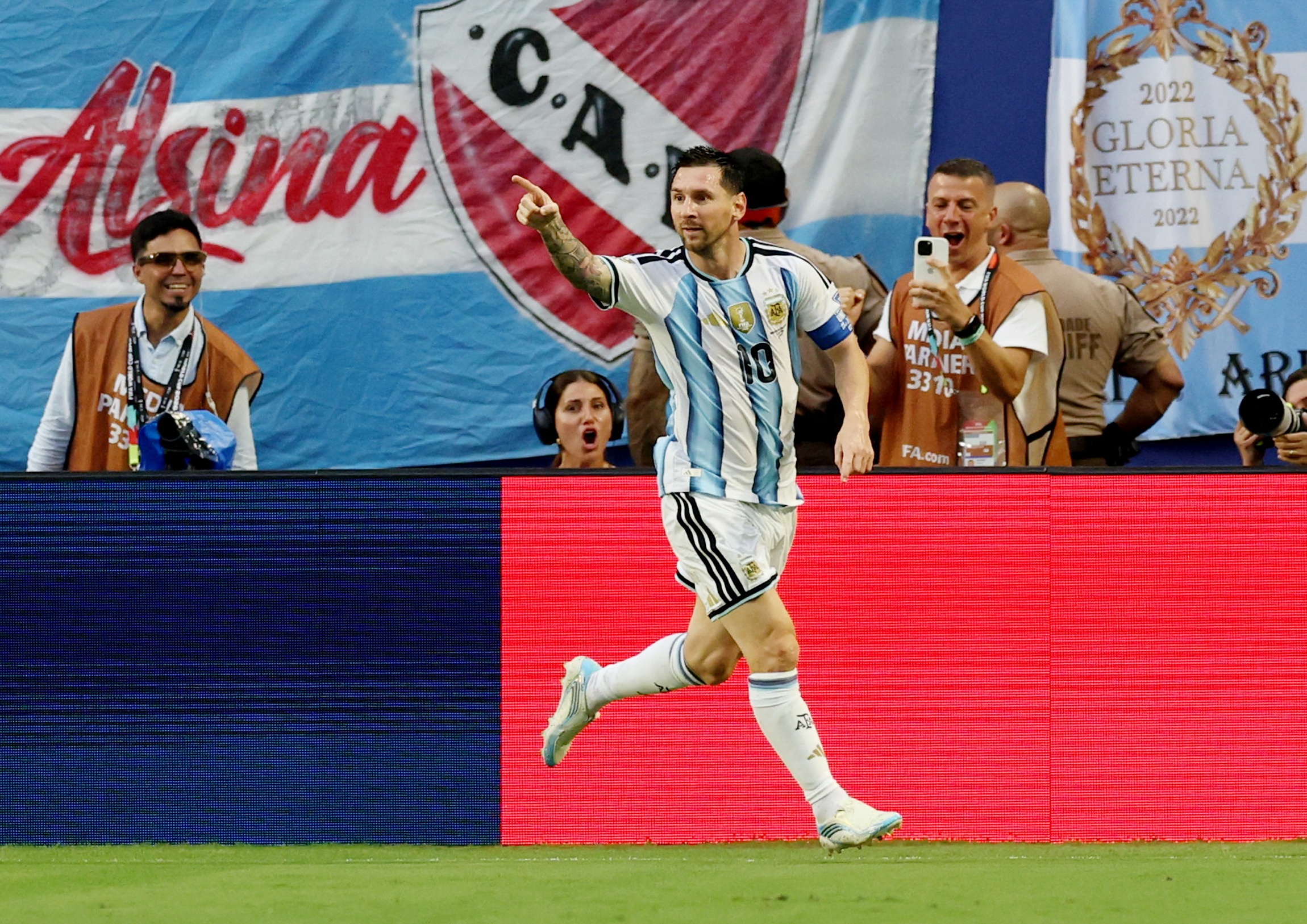 Argentina mo ty so 1-0 truoc Cape Verde hinh anh