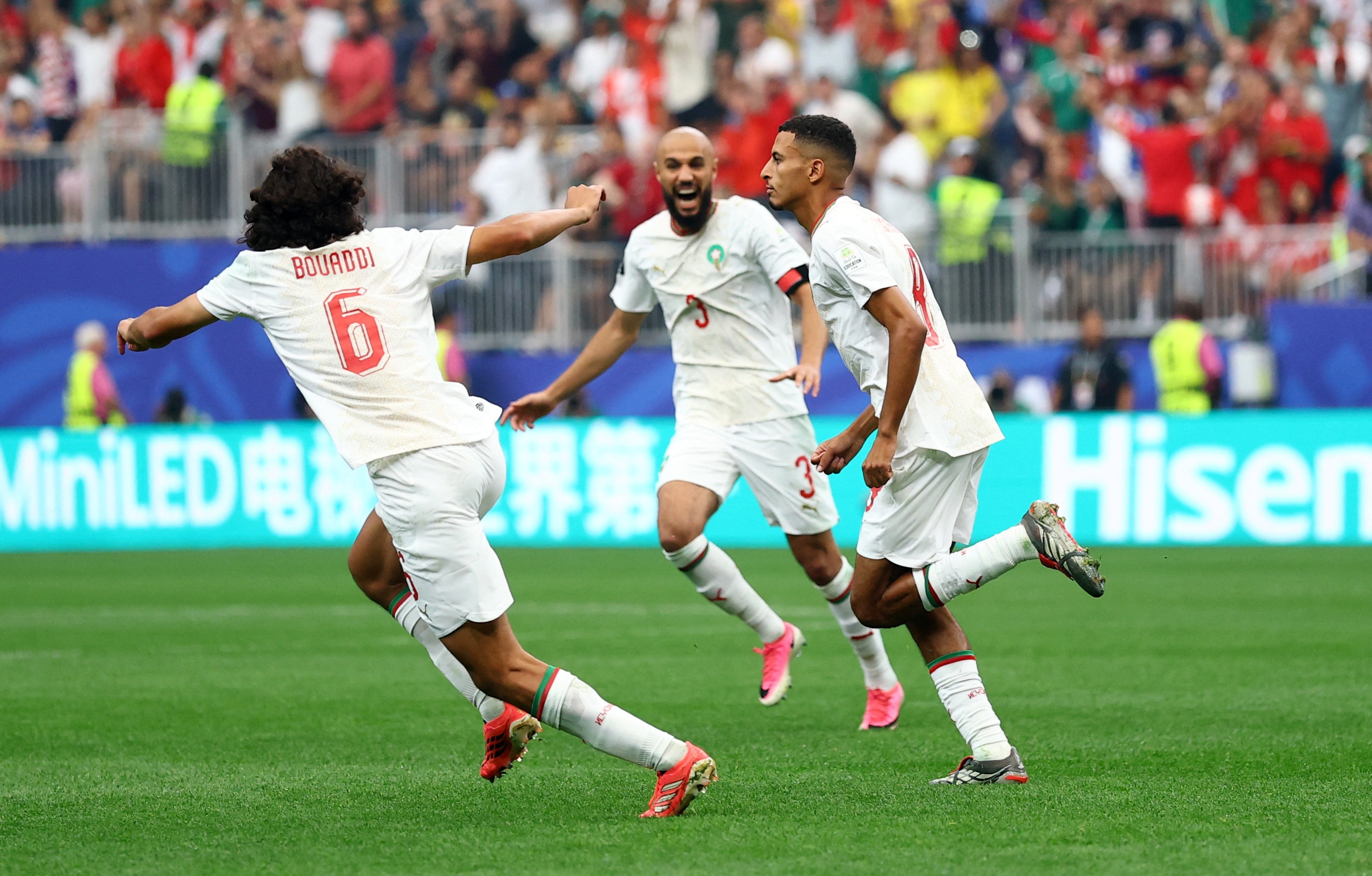 Morocco mo ty so 1-0 truoc Canada hinh anh