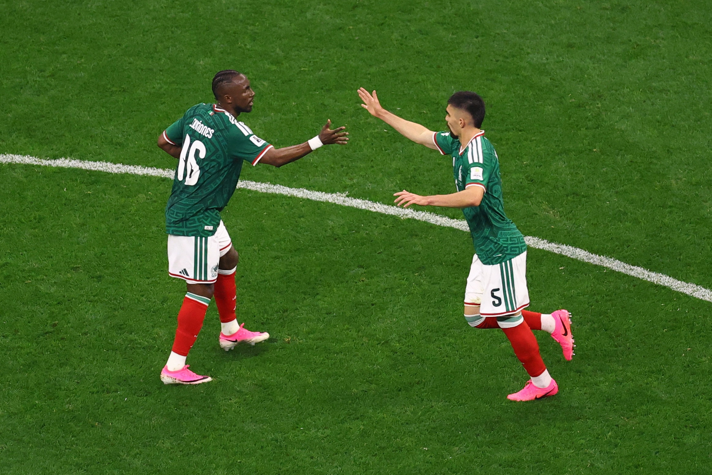Mexico rut ngan ty so xuong con 1-2 truoc Anh hinh anh