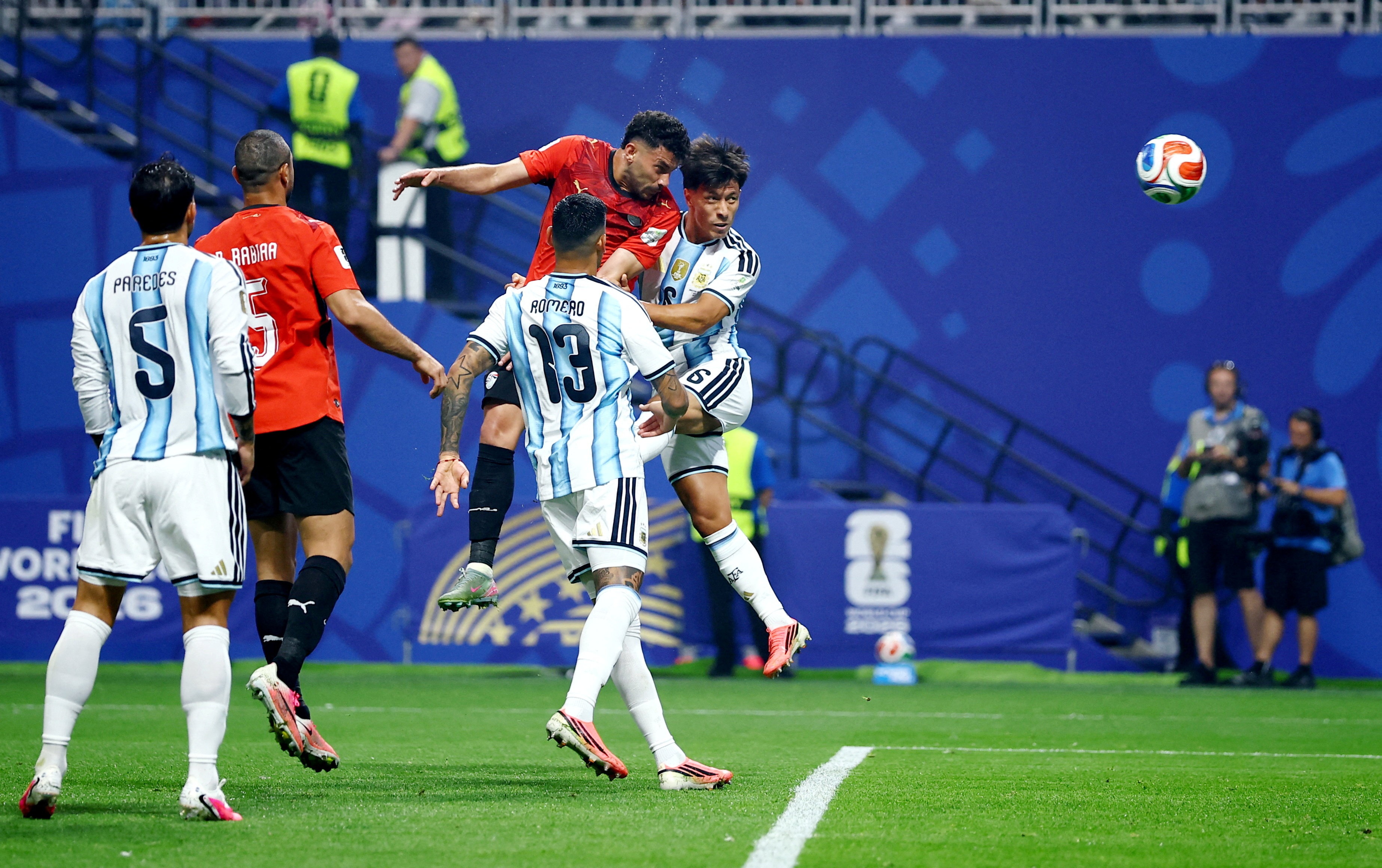 Ai Cap mo ty so 1-0 truoc Argentina hinh anh