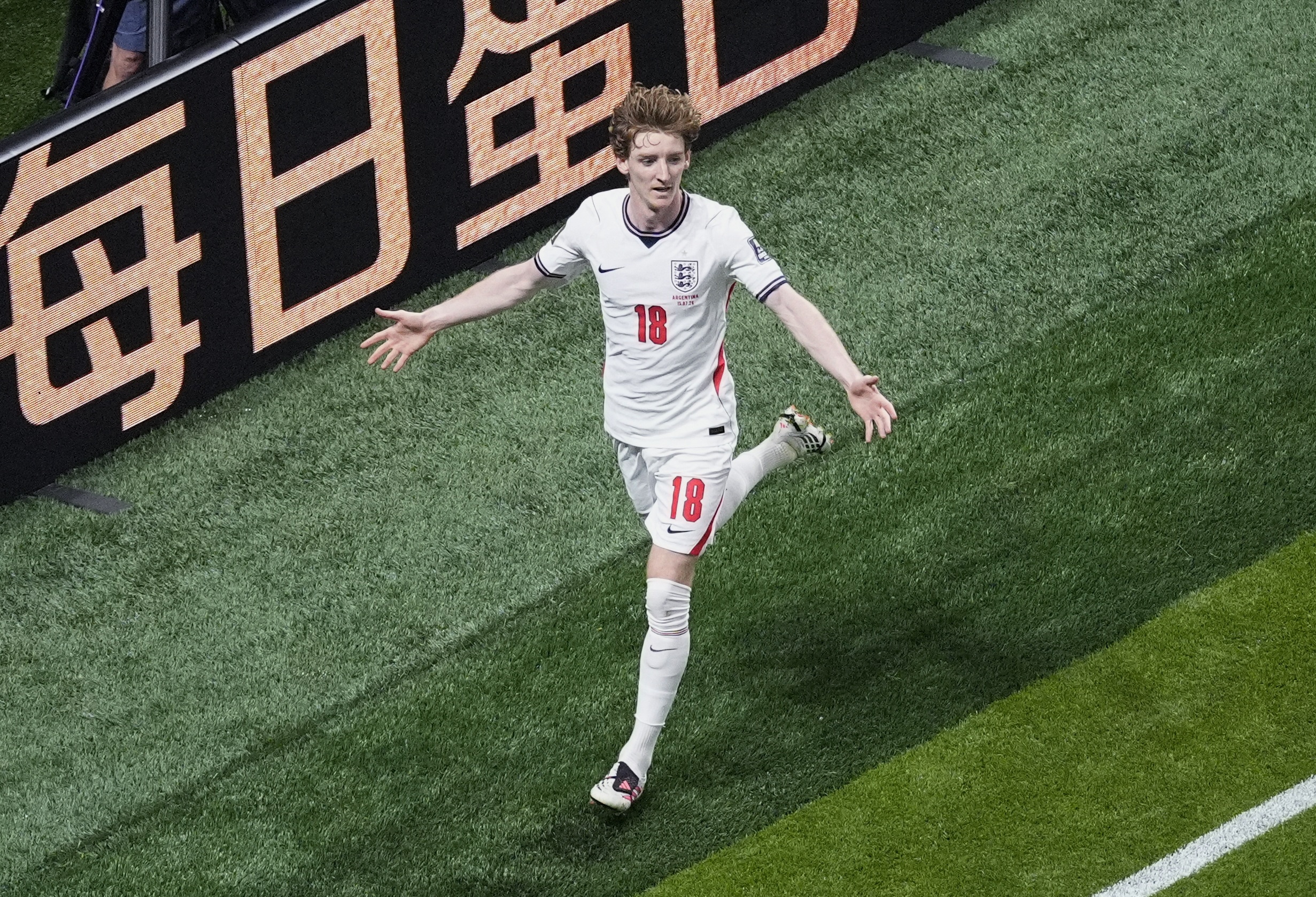 Tuyển Anh mở tỷ số 1-0 trước Argentina