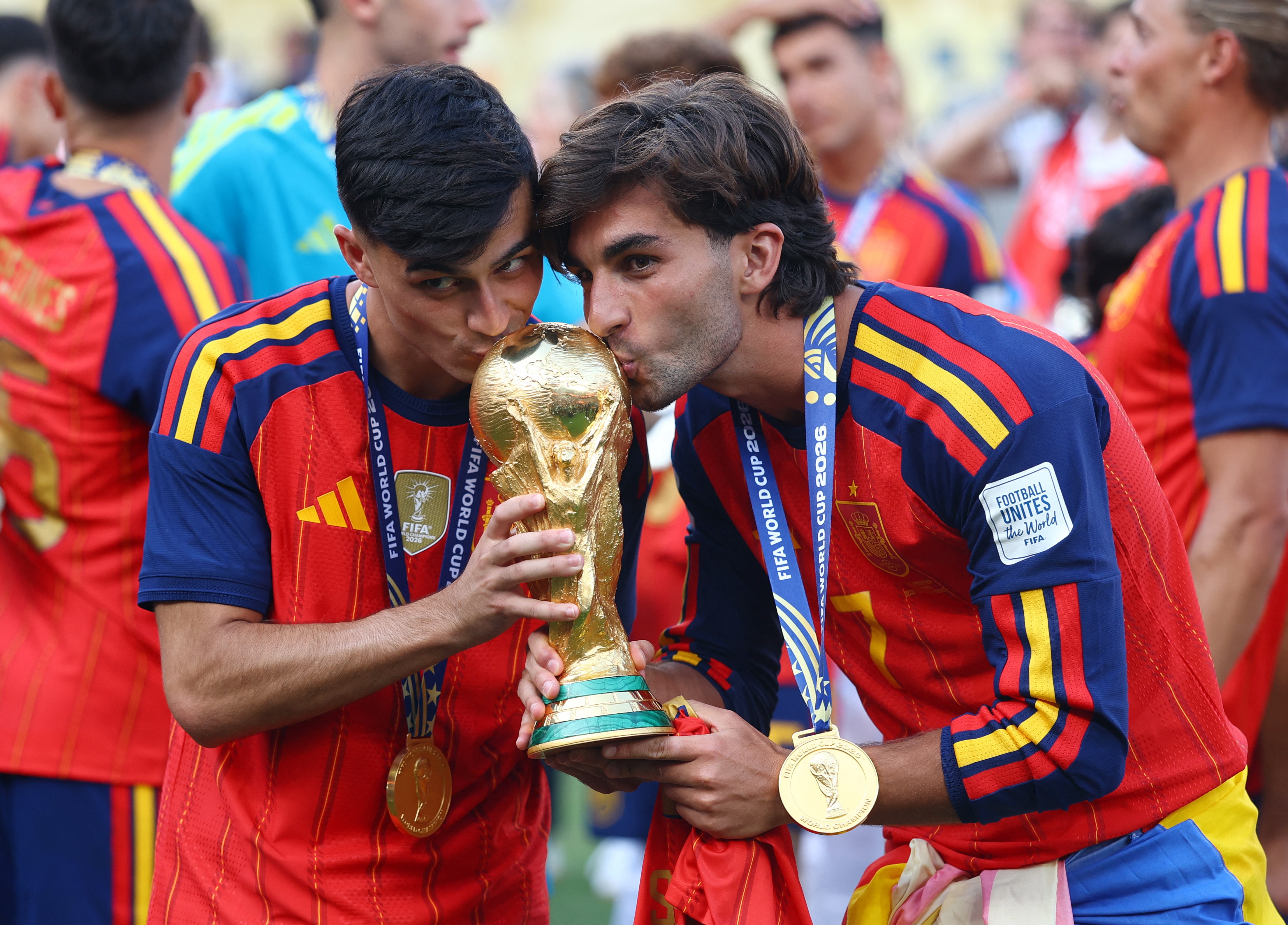 Real và PSG muốn có sự phục vụ của nhà vô địch World Cup