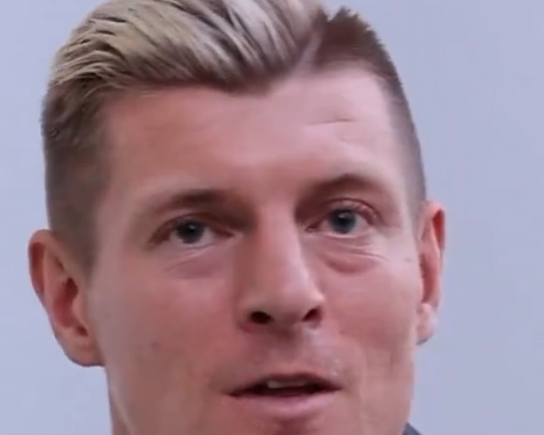 Kroos nói gì về cách Real Madrid mua sắm