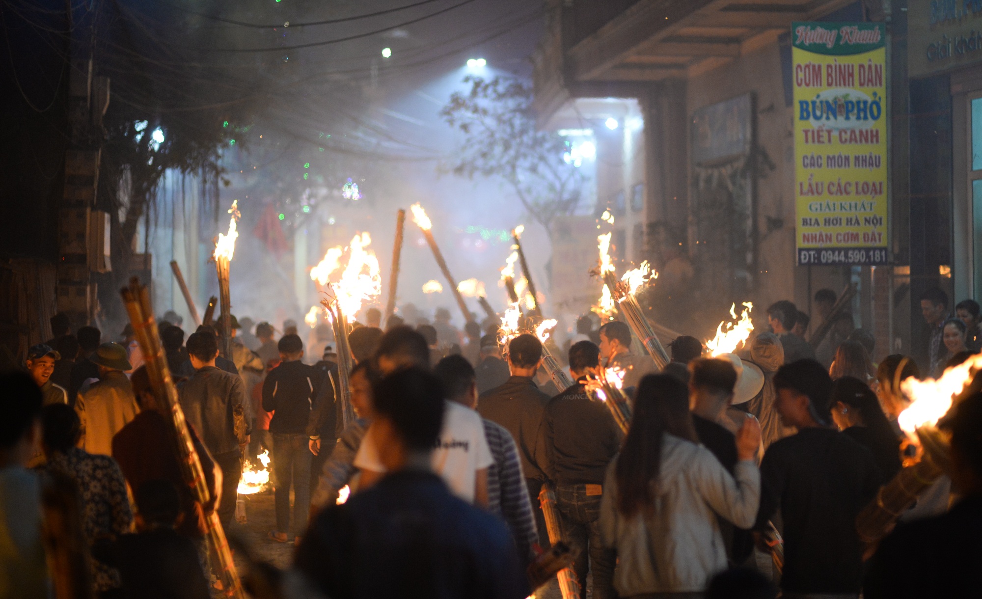 Lay lua giao thua o La Xuyen anh 9