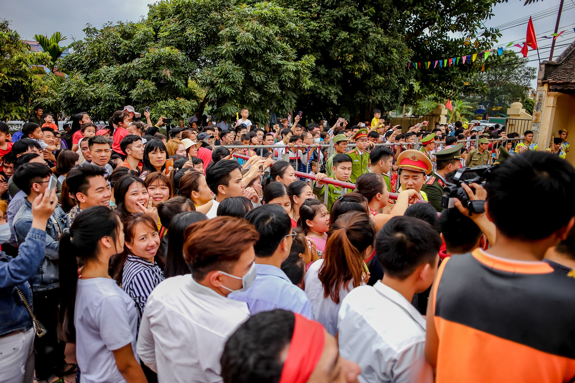 Chen lon lang Nem Thuong Bac Ninh anh 12