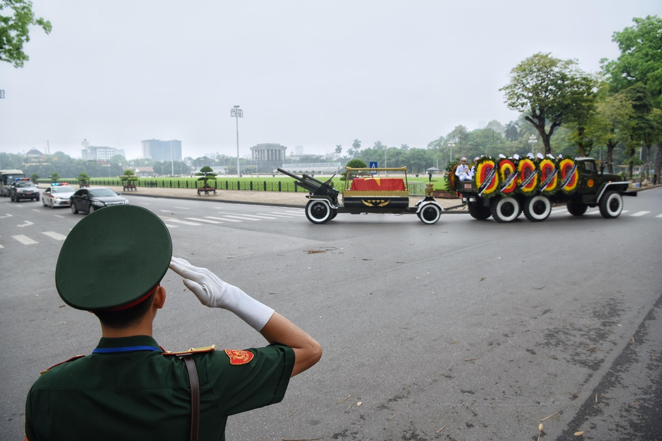 Quoc tang nguyen Chu tich nuoc Le Duc Anh anh 8