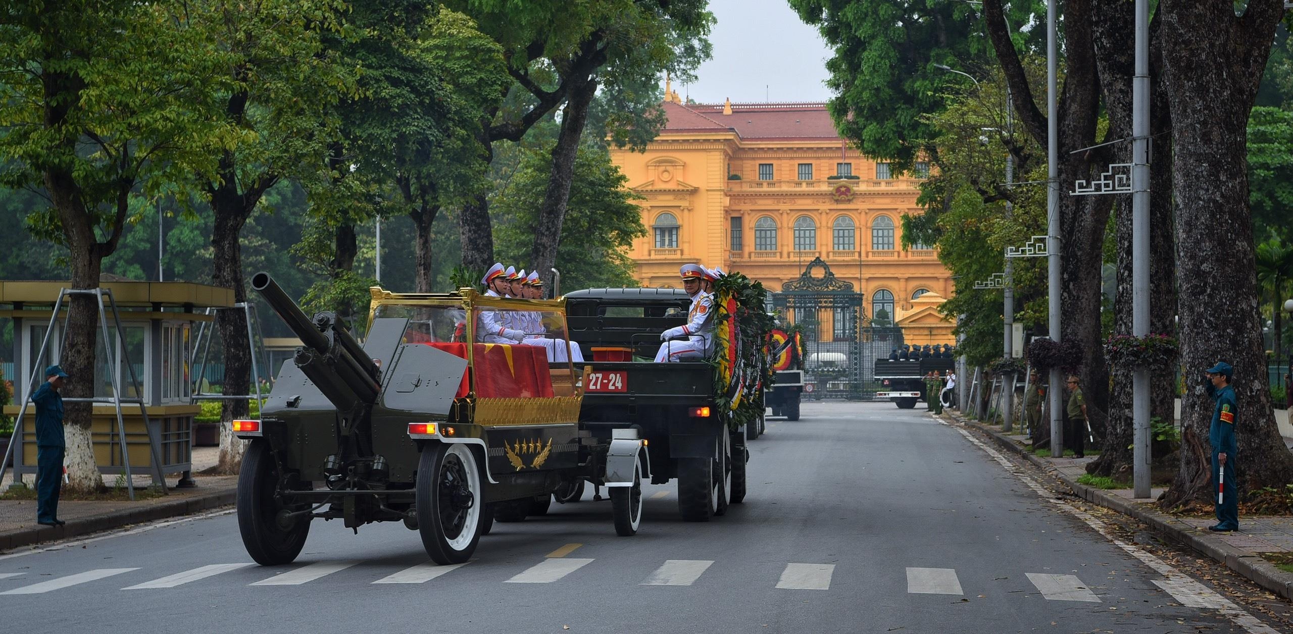 Quoc tang nguyen Chu tich nuoc Le Duc Anh anh 9