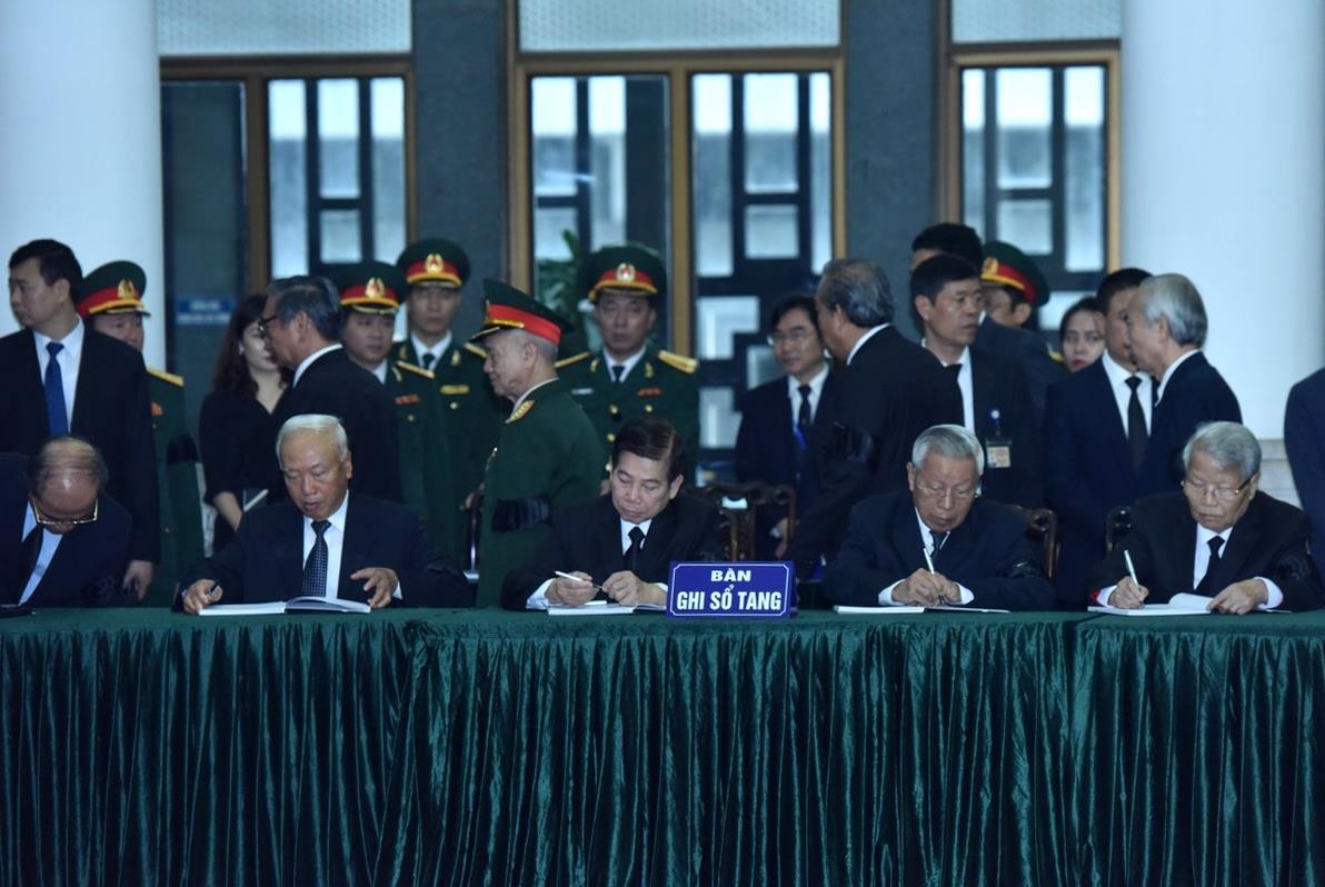 Quoc tang co Chu tich nuoc Le Duc Anh anh 9