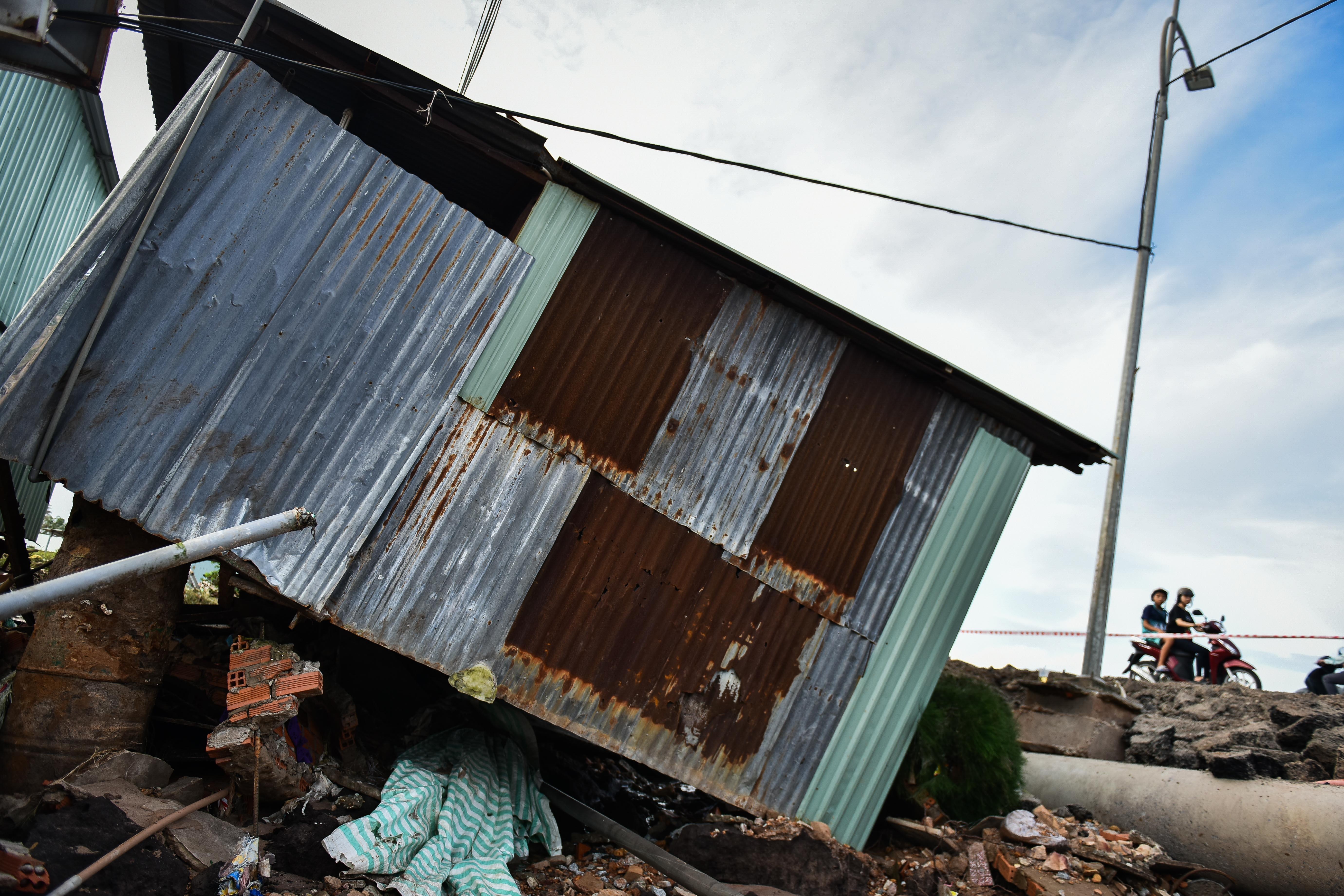 Phu Quoc mua lu lich su anh 1