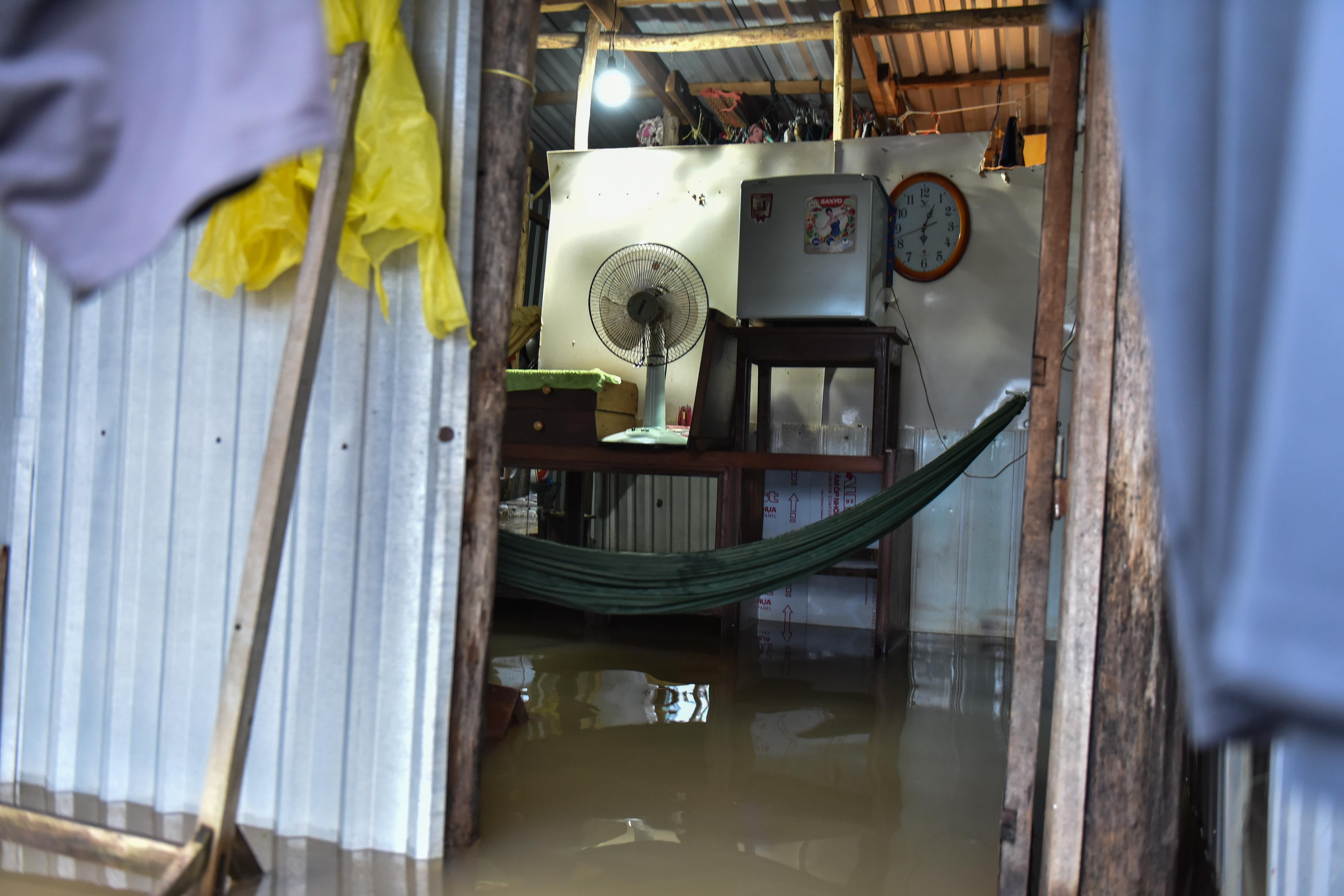 Phu Quoc mua lu lich su anh 10