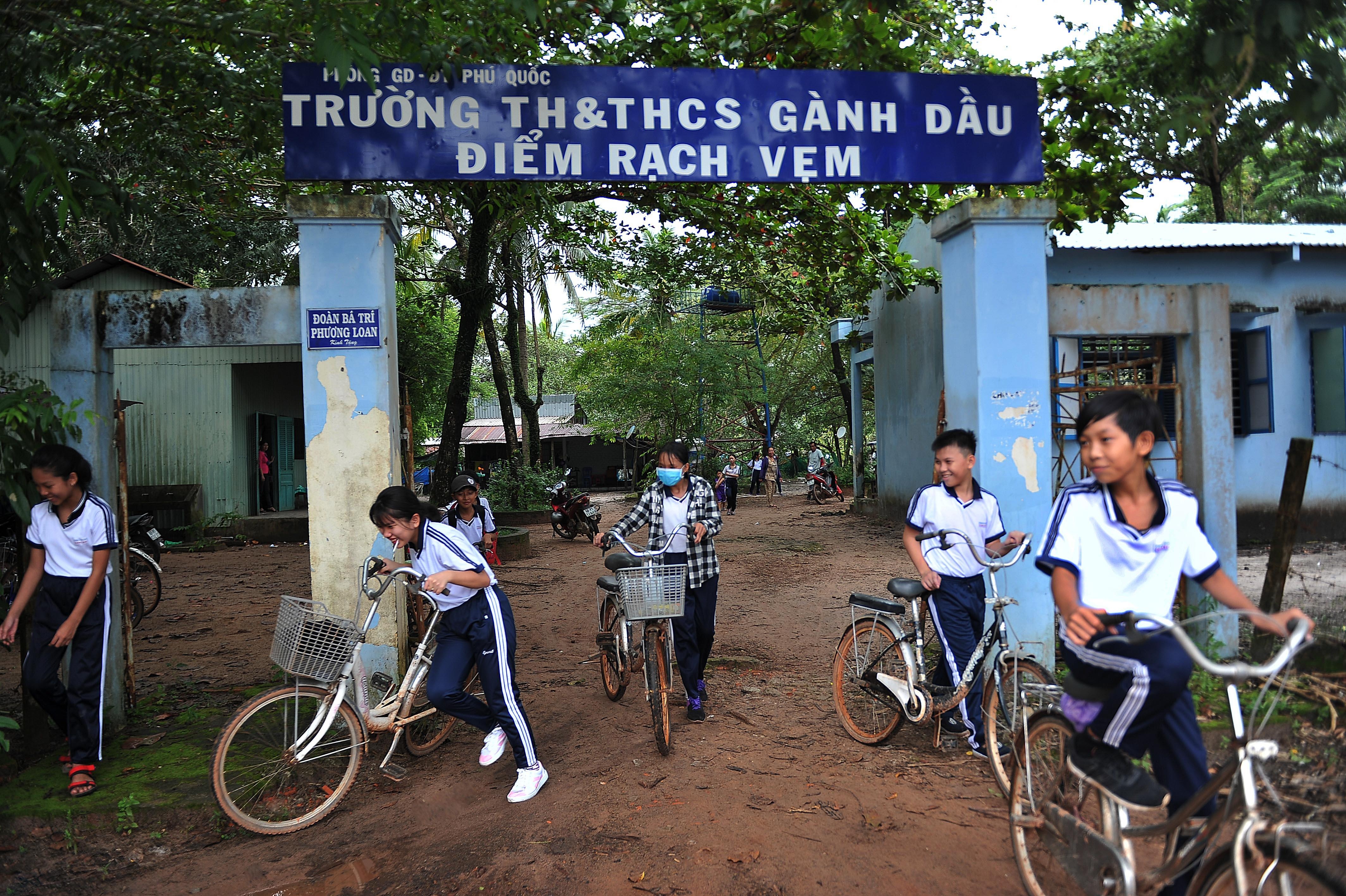 Khai giang nam hoc moi o Phu Quoc anh 1