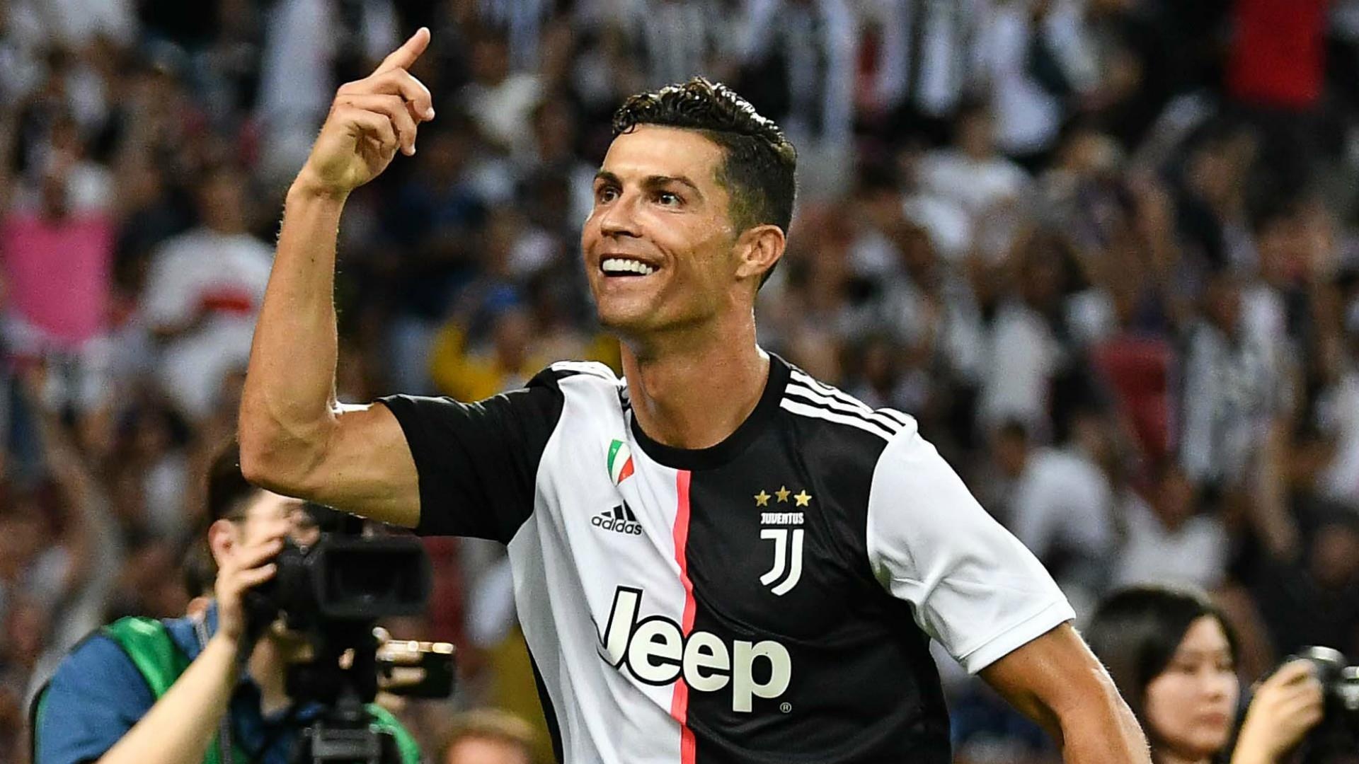 Ronaldo co the lai ghi 50 ban/nam voi Sarri-ball hinh anh