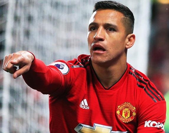 MU quyet dinh ban Sanchez du khung hoang tien dao hinh anh