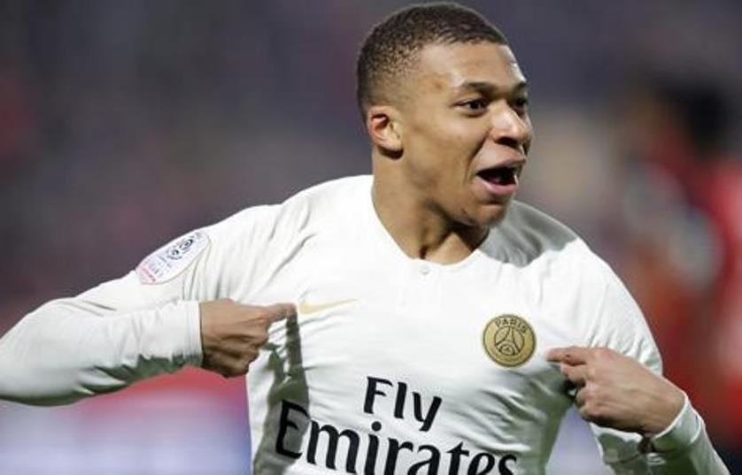 Mbappe ra thong diep bi an voi CDV Real Madrid hinh anh