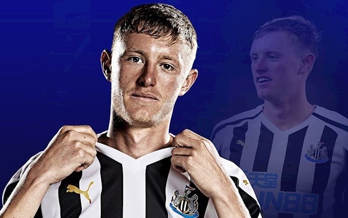 Carrick muon MU mua ngay Sean Longstaff hinh anh