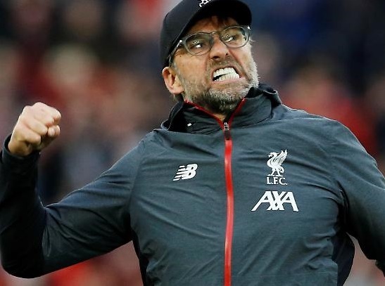 HLV Klopp bi to thieu ton trong doi thu hinh anh