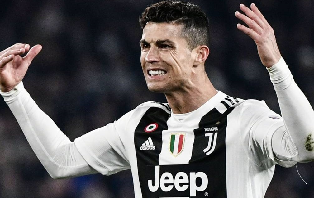 Ronaldo gop phan khien Juventus gap kho ve tai chinh hinh anh
