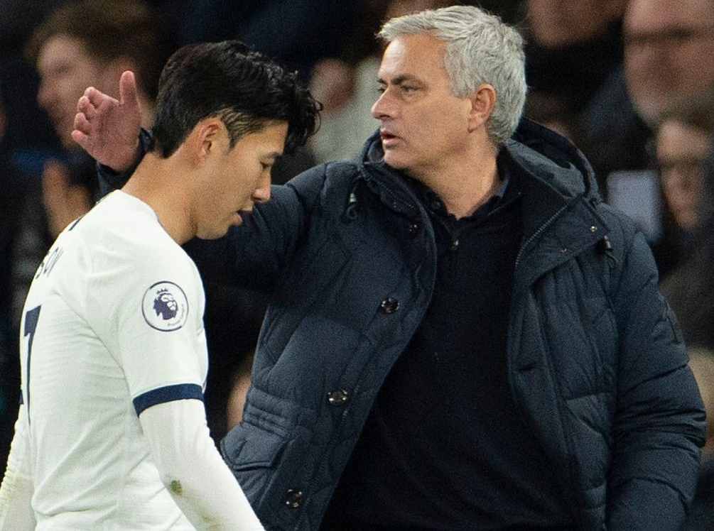 HLV Mourinho dang phi pham tai nang Son Heung-min hinh anh