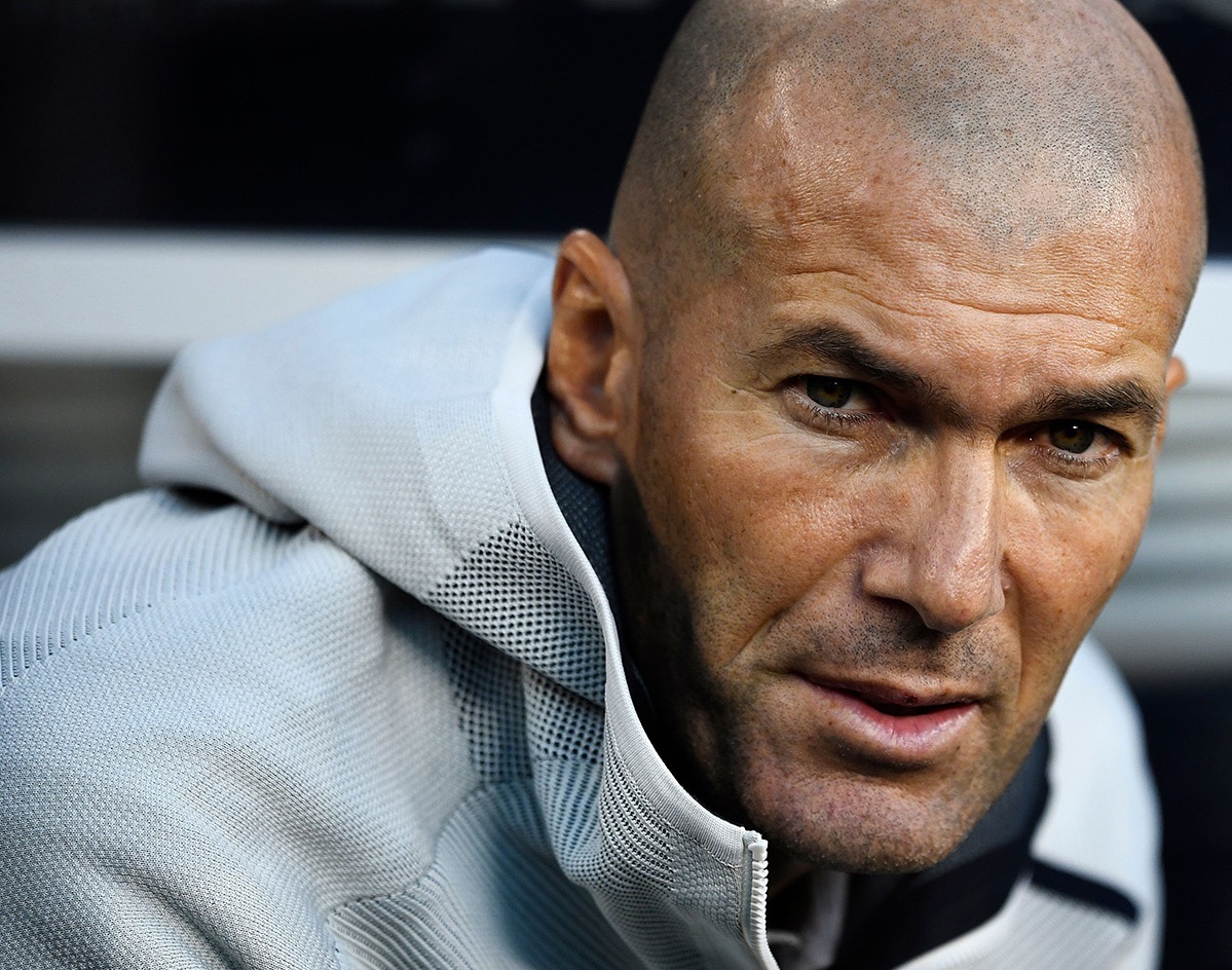 Zidane giup Real co co hoi lam nen lich su hinh anh