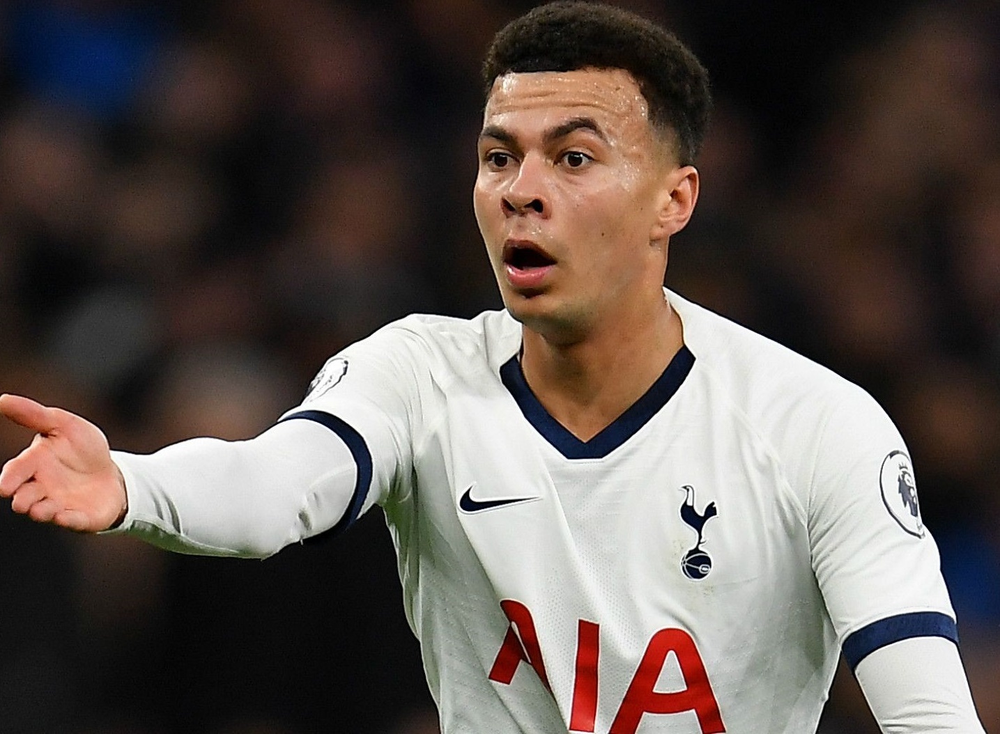 Dele Alli bi to miet thi nguoi chau A vi virus corona hinh anh