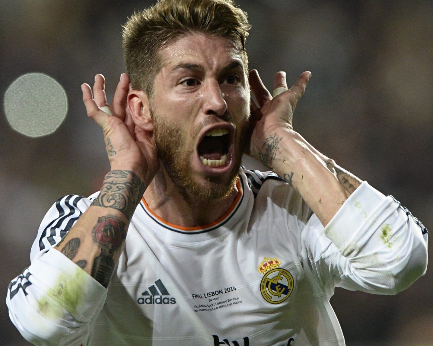 Sergio Ramos - ke phan dien cua thoi dai sieu anh hung hinh anh