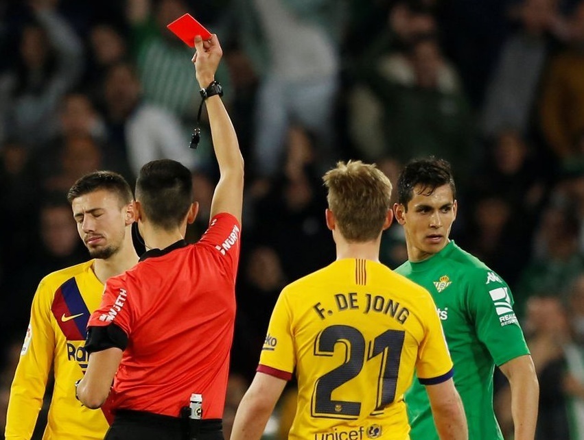 Barca bi to duoc trong tai bo qua 2 the do hinh anh