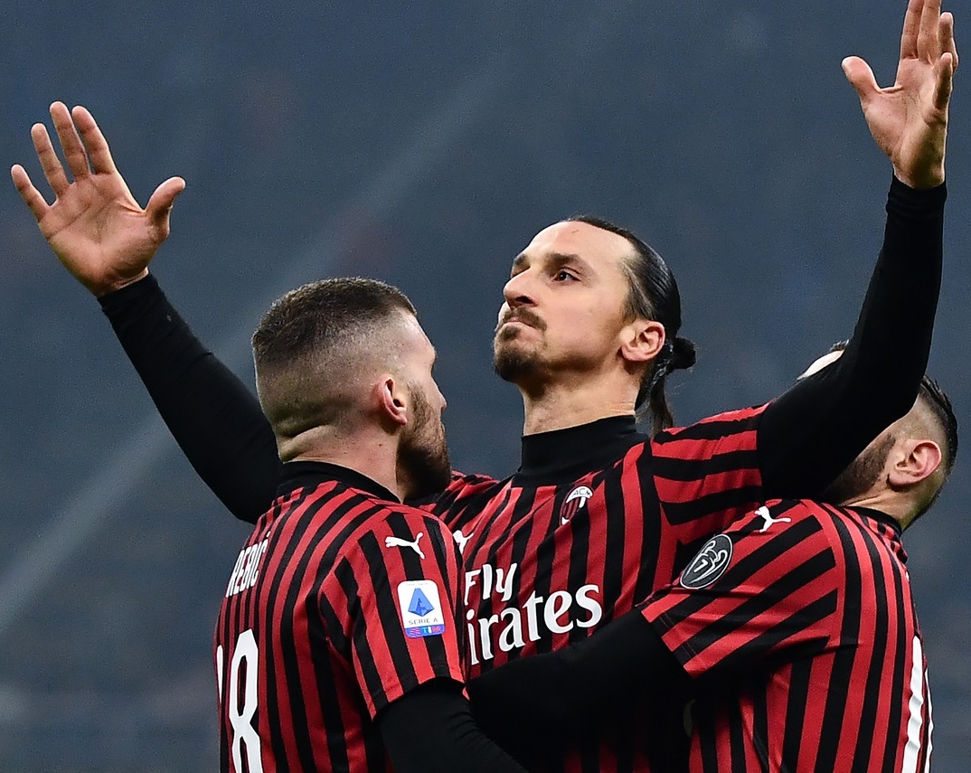 Loi tuyen chien cua Ibrahimovic voi Ronaldo hinh anh