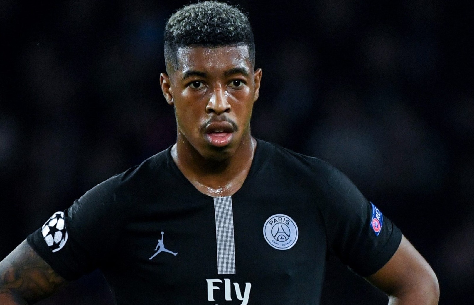 Sao PSG phai xin loi khi HLV Tuchel bi si nhuc hinh anh