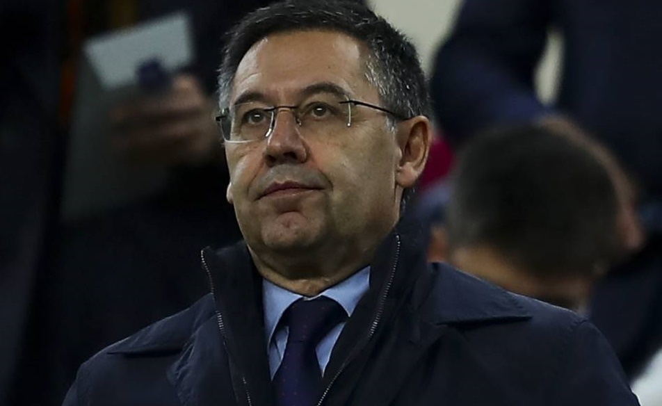 CDV Barca la o Bartomeu tai Camp Nou hinh anh