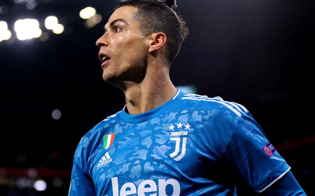 Ronaldo tu choi loi moi vao khu VIP khi tro lai Bernabeu hinh anh