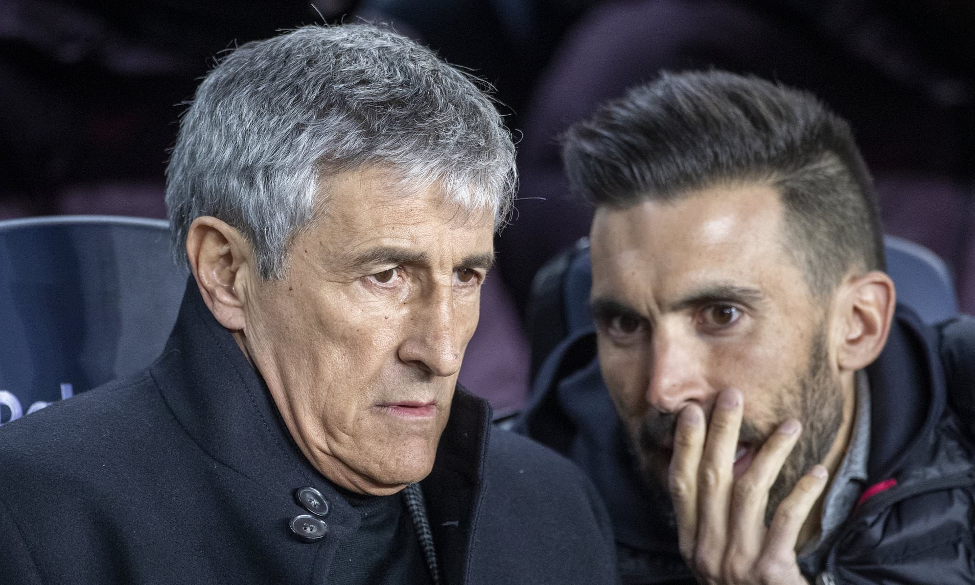 Nghich ly Barca tu nhung loi chui tuc hinh anh