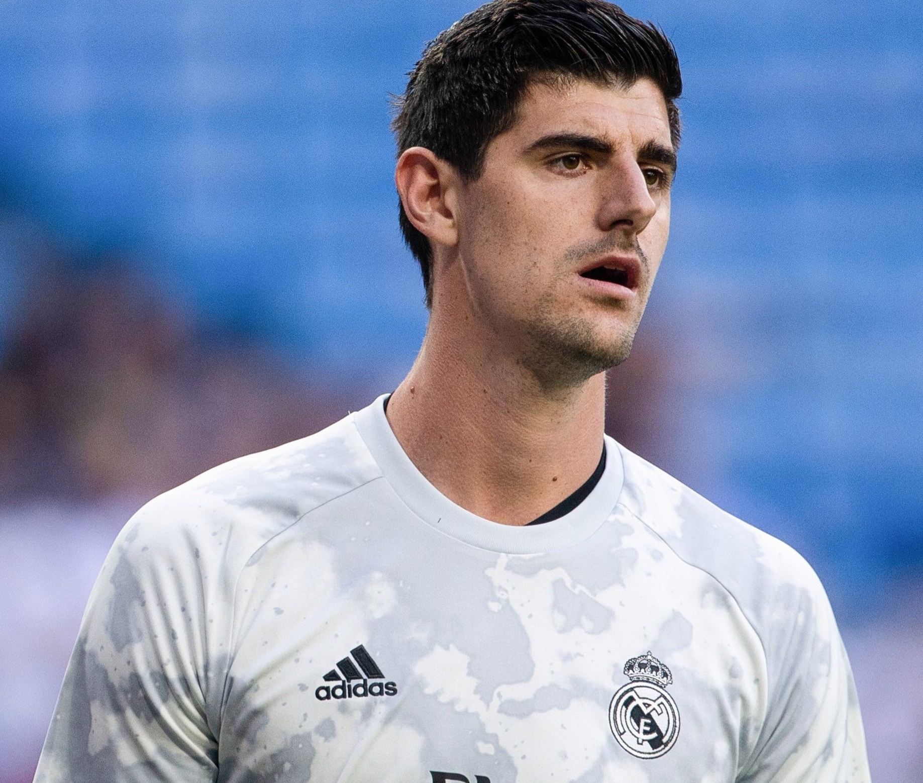 Real gap kho khi Courtois chan thuong hinh anh