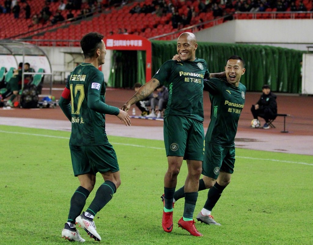 cau thu nhiem virus corona anh 8