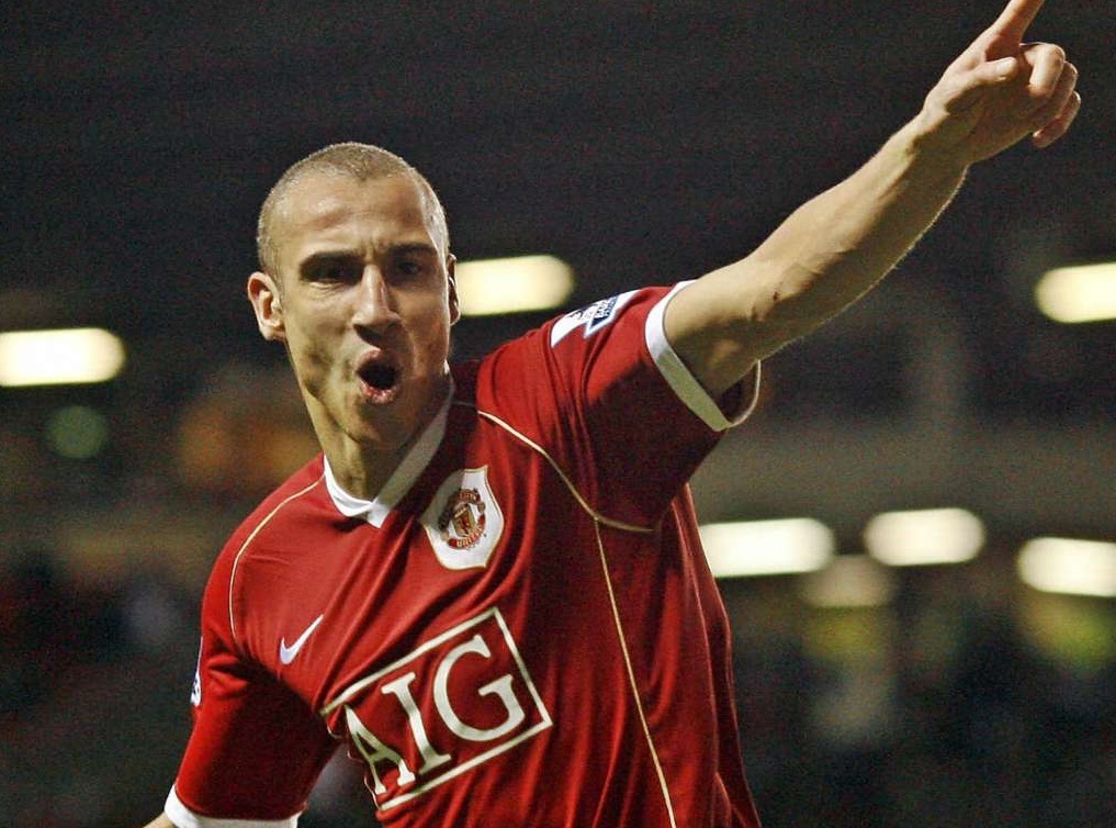 Ighalo giup MU tim thay Larsson moi hinh anh