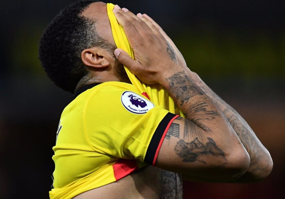 Premier League co the thiet hai 830 trieu euro hinh anh