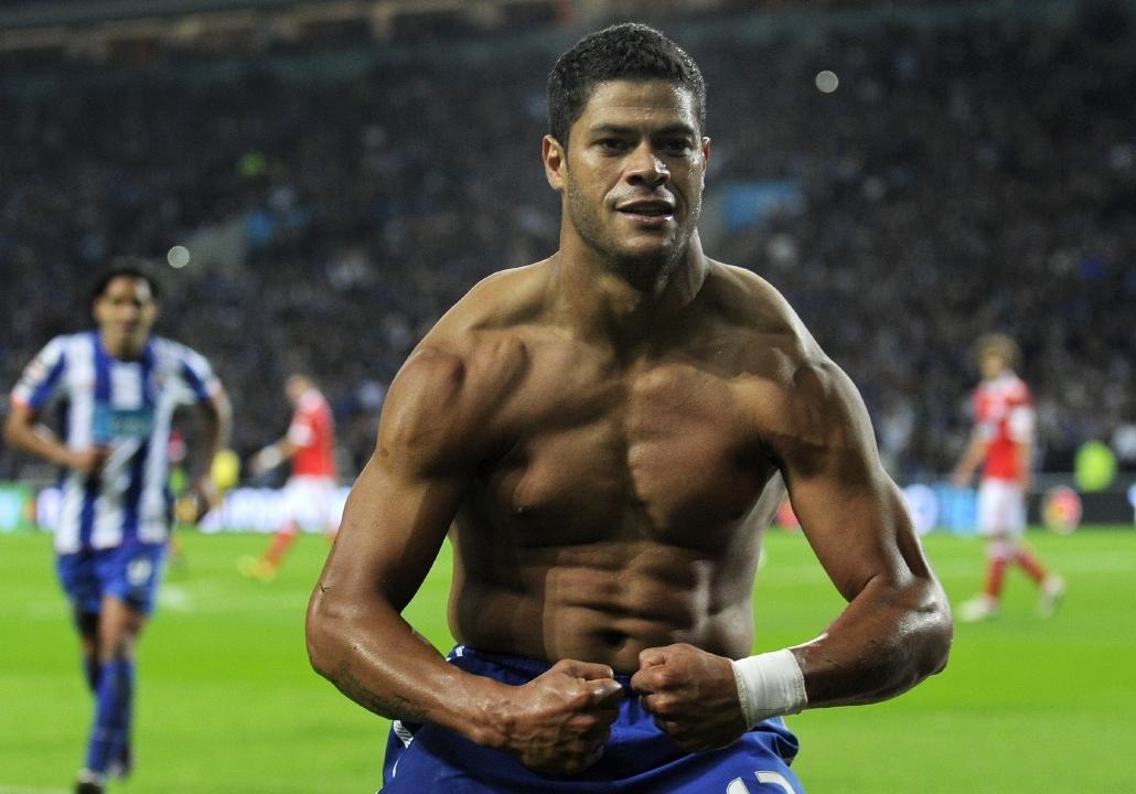 Hulk va cuoc doi cua 'ga khong lo xanh' bong da hinh anh