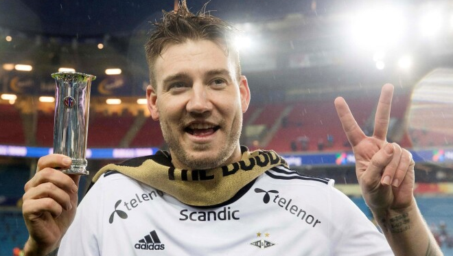 Nicklas Bendtner anh 9